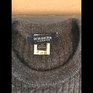 Woman’s Burberry Gray Cable Knit Sweater-Small
